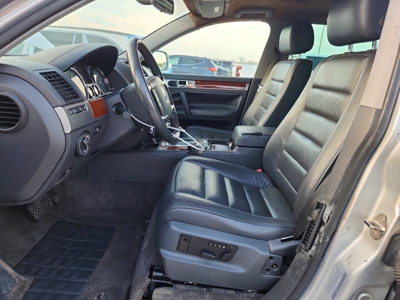 2004 Volkswagen Touareg მანქანა იყიდება აუქციონზე, vin: WVGBC67L74D017195, აუქციონის ნომერი: 68349226