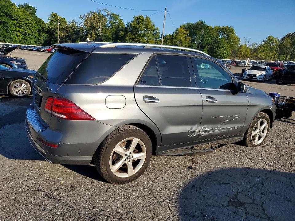 67067276 :رقم المزاد ، 4JGDA5HB5JB085498 vin ، 2018 Mercedes-benz Gle مزاد بيع