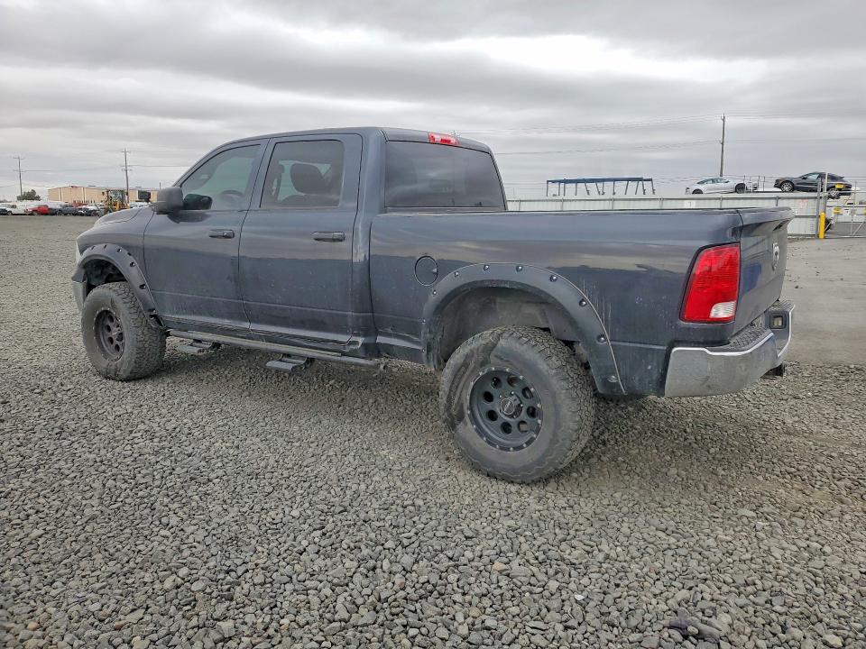 71007296 :رقم المزاد ، 1C6RR7SM7JS231674 vin ، 2018 Ram 1500 مزاد بيع