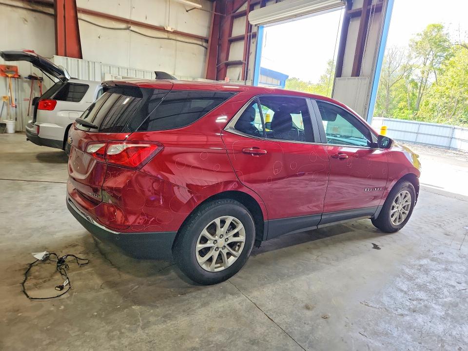 Продажа на аукционе авто 2021 Chevrolet Equinox, vin: 2GNAXUEV6M6150730, номер лота: 69369316