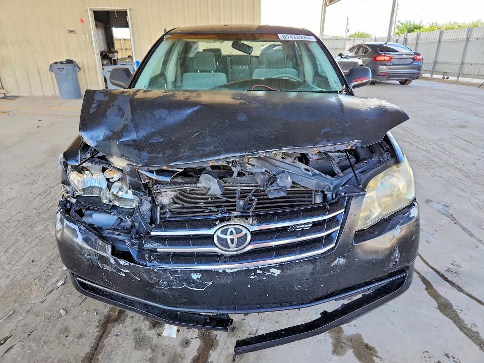 69422926 :رقم المزاد ، 4T1BK36B07U222727 vin ، 2007 Toyota Avalon مزاد بيع