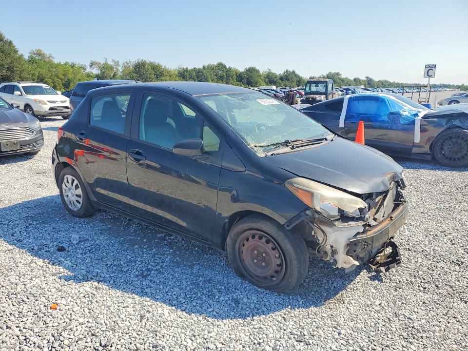 2015 Toyota Yaris მანქანა იყიდება აუქციონზე, vin: VNKKTUD32FA037685, აუქციონის ნომერი: 69740596