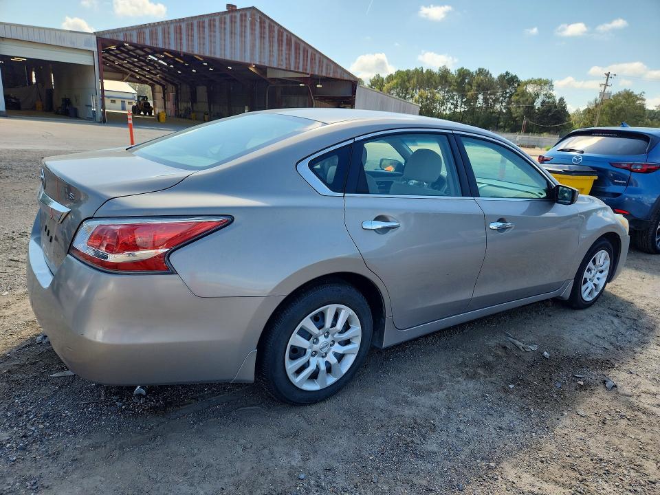 68781206 :رقم المزاد ، 1N4AL3APXFN400500 vin ، 2015 Nissan Altima مزاد بيع