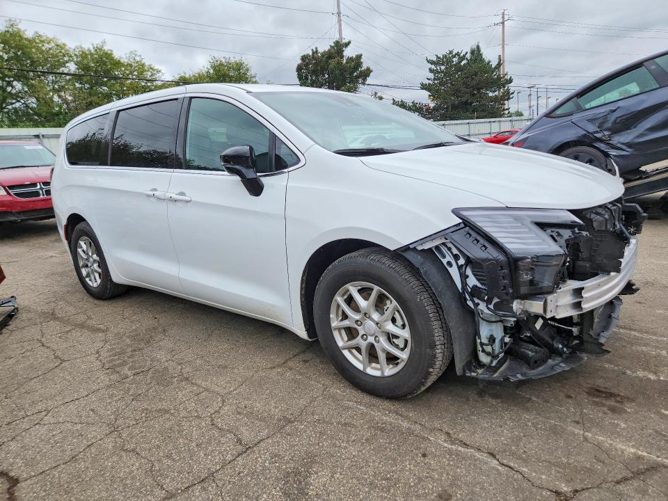 Aukcja sprzedaży 2027 Chrysler Pacifica, vin: 2C4RC1BG7VR572484, numer aukcji: 70136936