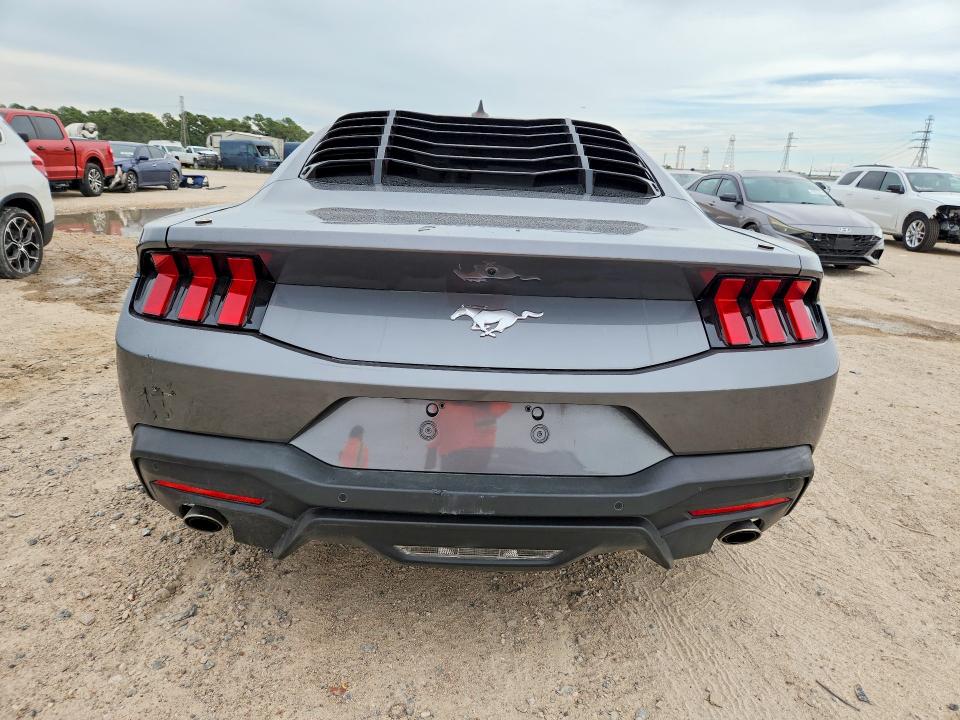 68639406 :رقم المزاد ، 1FA6P8TH5S5131426 vin ، 2025 Ford Mustang مزاد بيع
