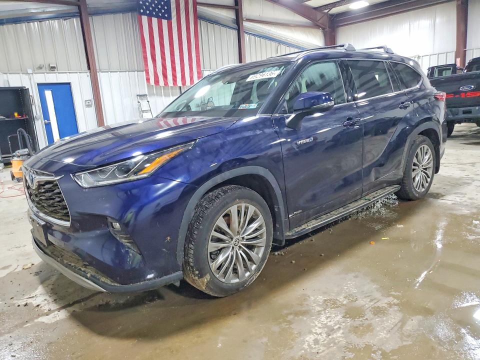 2020 Toyota Highlander მანქანა იყიდება აუქციონზე, vin: 5TDEBRCH0LS008767, აუქციონის ნომერი: 69296136