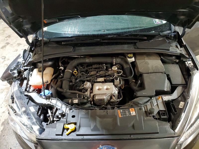 69390116 :رقم المزاد ، 1FADP3FE1JL301223 vin ، 2018 Ford Focus مزاد بيع