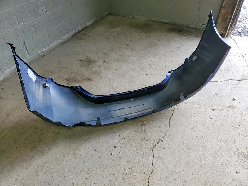 2018 Toyota Corolla მანქანა იყიდება აუქციონზე, vin: 2T1BURHE4JC077804, აუქციონის ნომერი: 69809036