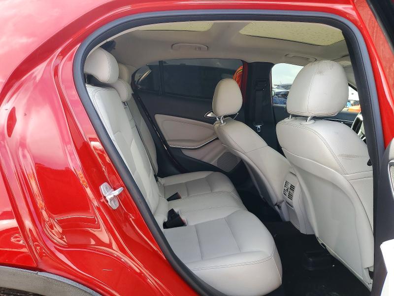2015 Mercedes-benz Gla მანქანა იყიდება აუქციონზე, vin: WDCTG4GB6FJ130918, აუქციონის ნომერი: 67874566