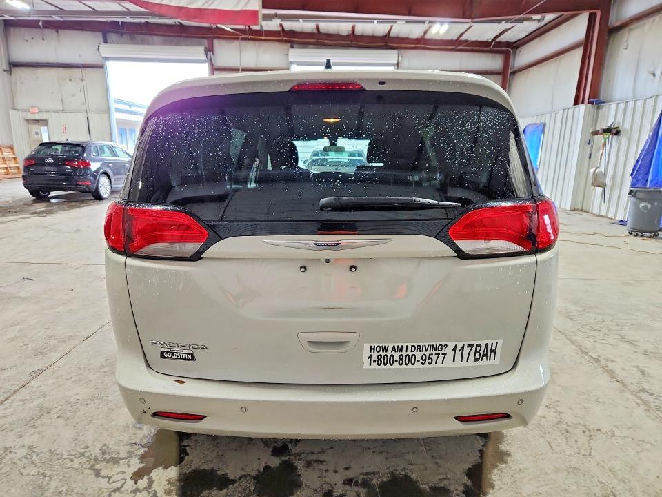 69886406 :رقم المزاد ، 2C4RC1AG8KR666340 vin ، 2019 Chrysler Pacifica مزاد بيع