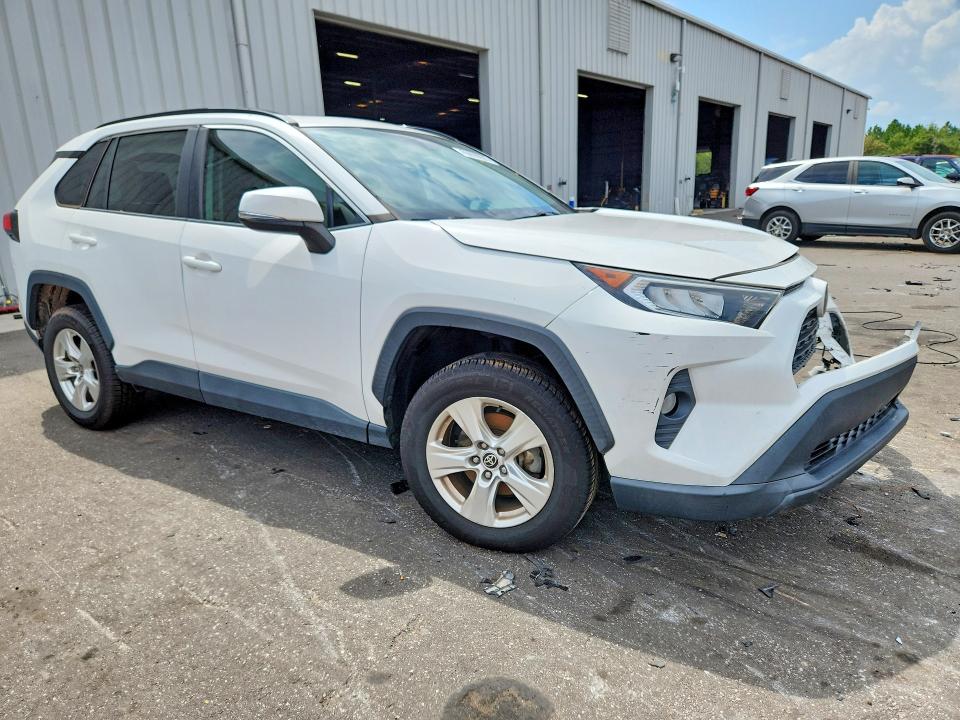 Aukcja sprzedaży 2021 Toyota Rav4, vin: 2T3W1RFV3MC142747, numer aukcji: 69898996