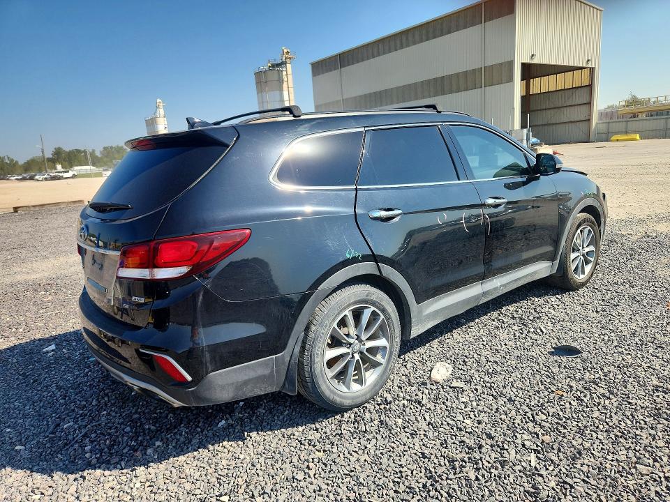 68855206 :رقم المزاد ، KM8SNDHF5HU200284 vin ، 2017 Hyundai Santa Fe مزاد بيع