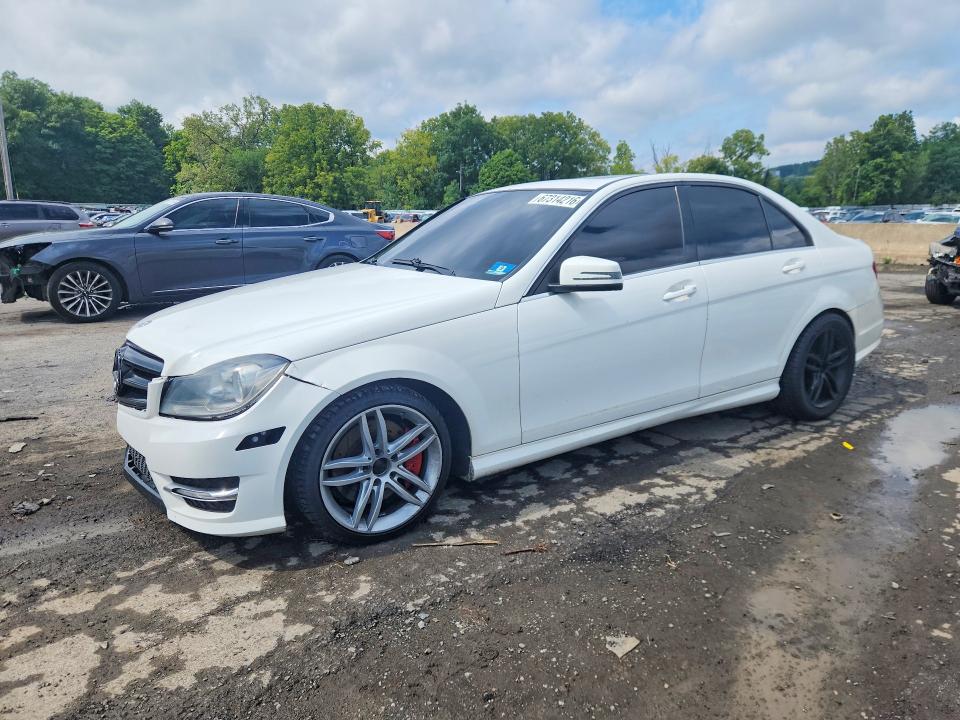 Продаж на аукціоні авто 2013 Mercedes-benz C, vin: WDDGF8ABXDR264751, номер лоту: 67314216