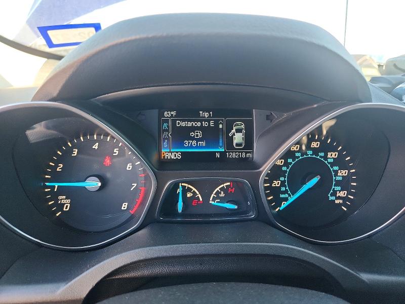 70927156 :رقم المزاد ، 1FMCU0GXXDUD37550 vin ، 2013 Ford Escape مزاد بيع