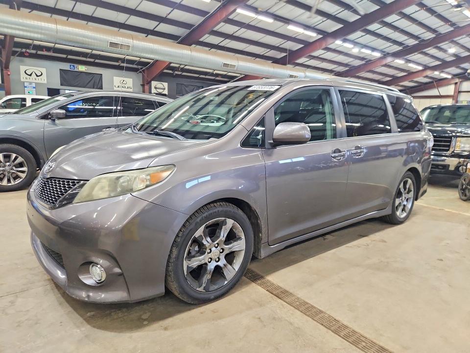 Продаж на аукціоні авто 2012 Toyota Sienna, vin: 5TDXK3DC4CS188473, номер лоту: 67853776