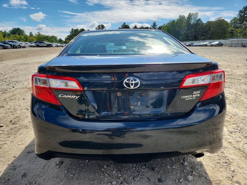2014 Toyota Camry მანქანა იყიდება აუქციონზე, vin: 4T1BF1FK0EU361214, აუქციონის ნომერი: 70052386