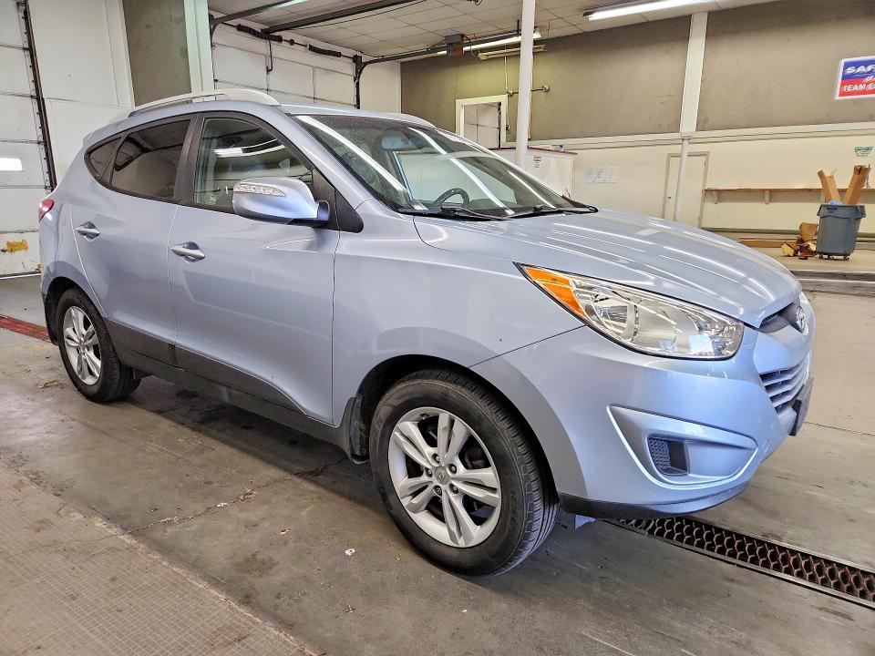 70153596 :رقم المزاد ، KM8JUCAC1CU396547 vin ، 2012 Hyundai Tucson مزاد بيع