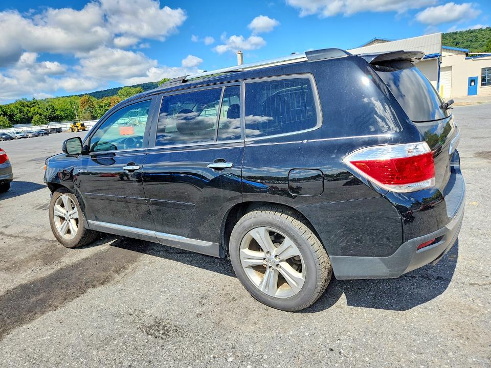 68695716 :رقم المزاد ، 5TDDK3EH4DS202502 vin ، 2013 Toyota Highlander مزاد بيع