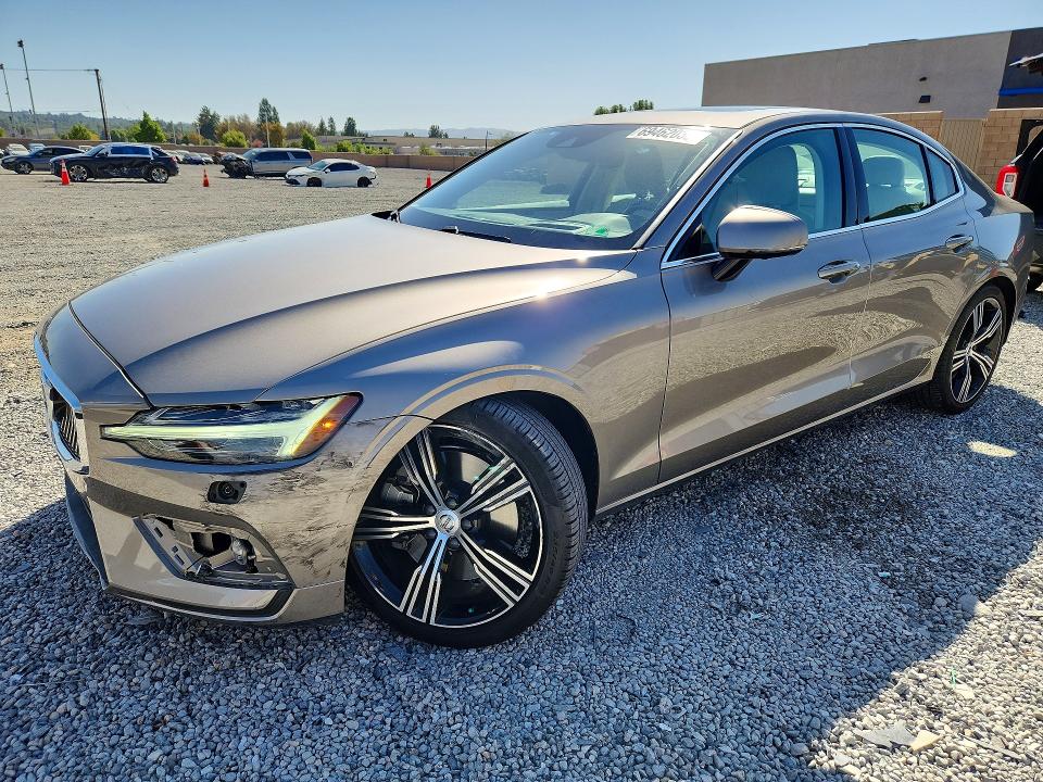 Aukcja sprzedaży 2019 Volvo S60, vin: 7JRA22TL3KG002837, numer aukcji: 69462036