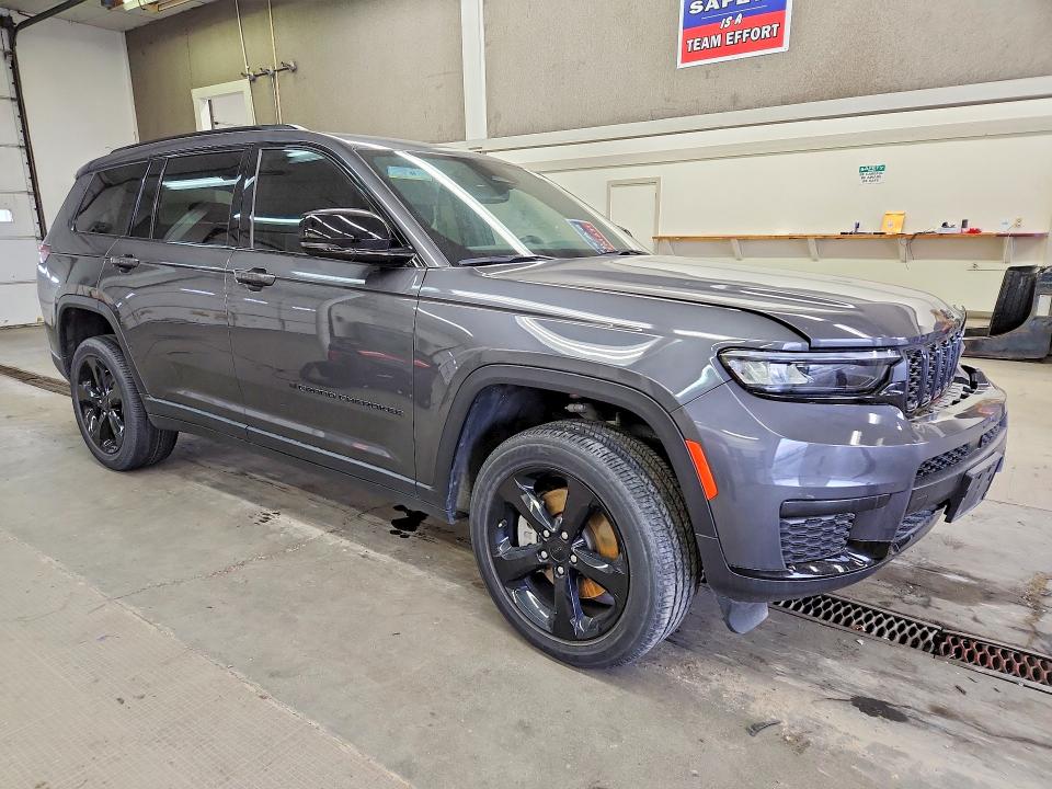Продажа на аукционе авто 2023 Jeep Grand Cherokee, vin: 1C4RJKAG9P8831200, номер лота: 70330876