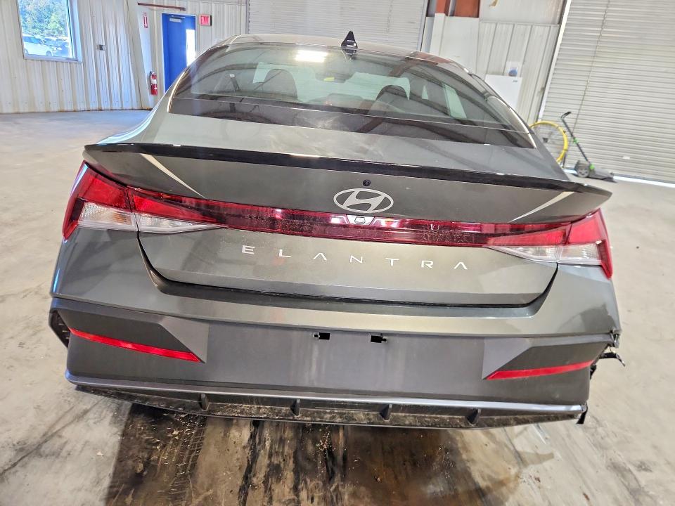 Продаж на аукціоні авто 2026 Hyundai Elantra, vin: KMHLM4DG1TU251571, номер лоту: 68928326