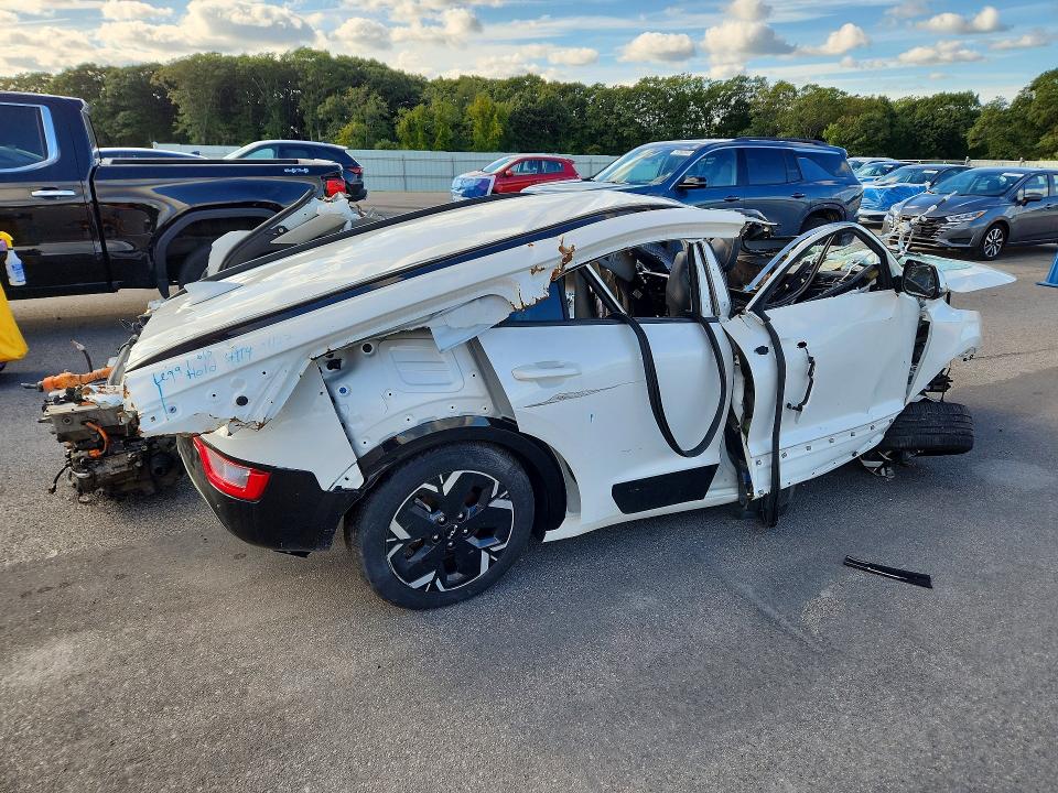 Продаж на аукціоні авто 2024 Kia Niro, vin: KNDCR3L17R5113534, номер лоту: 69192126