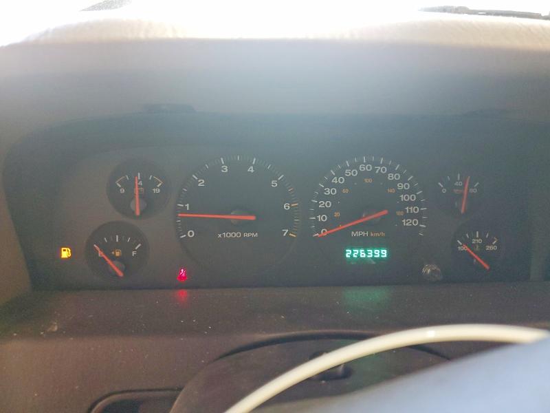 Продажа на аукционе авто 2001 Jeep Grand Cherokee, vin: 1J4GX48N51C500098, номер лота: 67293066