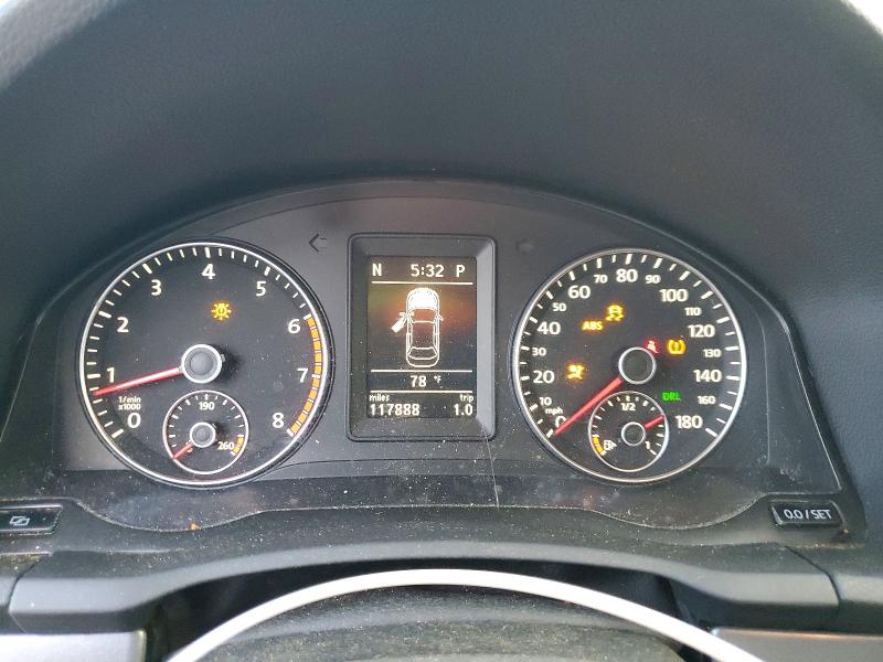 69588916 :رقم المزاد ، WVWBA7AH2AV014473 vin ، 2010 Volkswagen Eos مزاد بيع