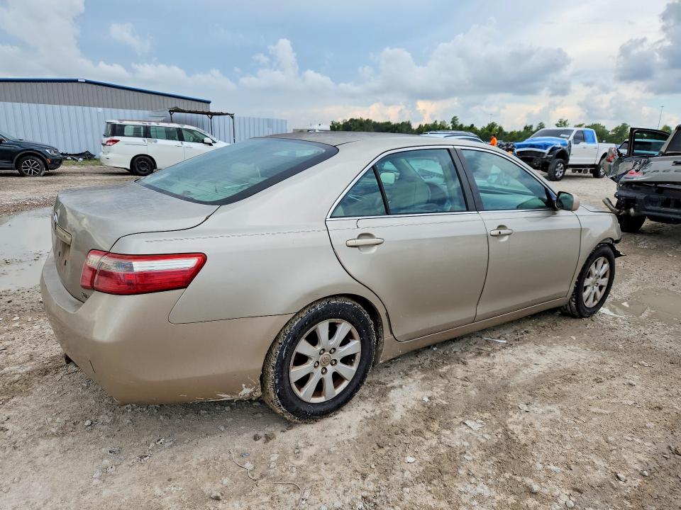 68237806 :رقم المزاد ، 4T1BK46K07U558223 vin ، 2007 Toyota Camry مزاد بيع