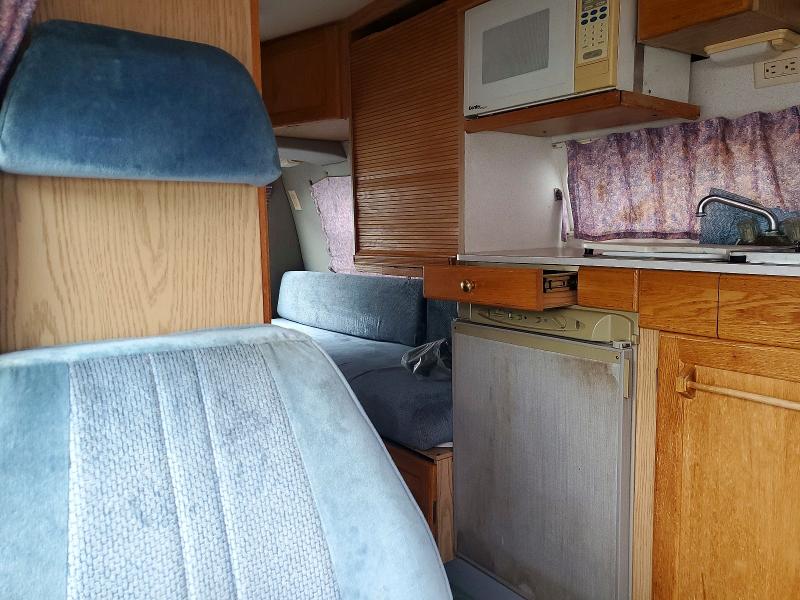 69371156 :رقم المزاد ، 2B6KB31Y81K526017 vin ، 2001 Dodg Ram مزاد بيع