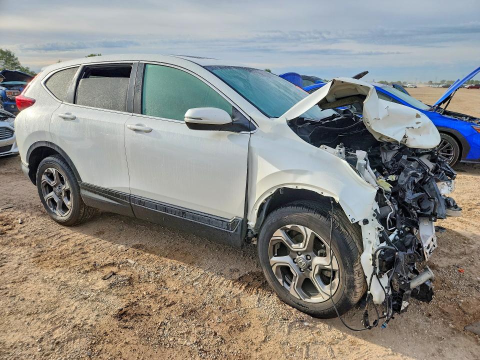 Продаж на аукціоні авто 2018 Honda Cr-v, vin: 2HKRW2H52JH696687, номер лоту: 68550026