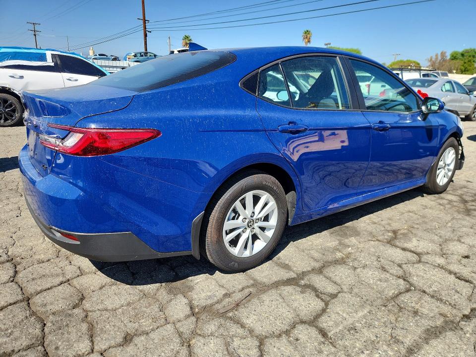 Auction sale of the 2026 Toyota Camry, vin: 4T1DAACK1TU285740, lot number: 69522876