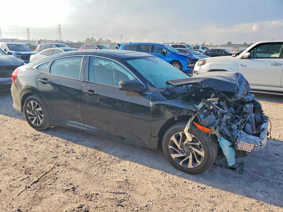 2018 Honda Civic მანქანა იყიდება აუქციონზე, vin: 2HGFC2F72JH508678, აუქციონის ნომერი: 68234696