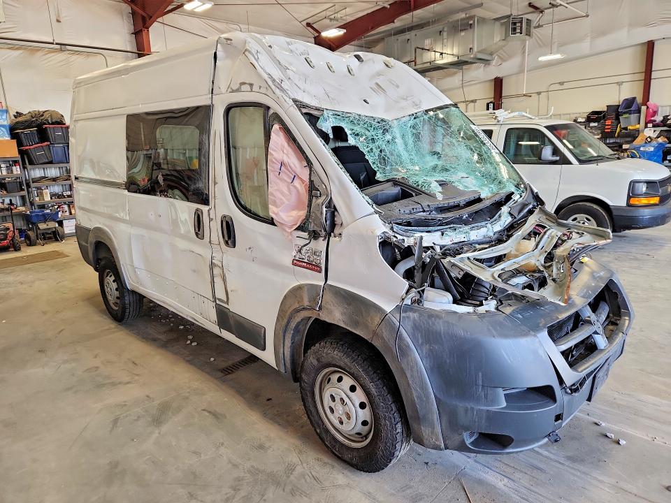 66338286 :رقم المزاد ، 3C6TRVBG4JE143558 vin ، 2018 Ram Promaster 1500 مزاد بيع
