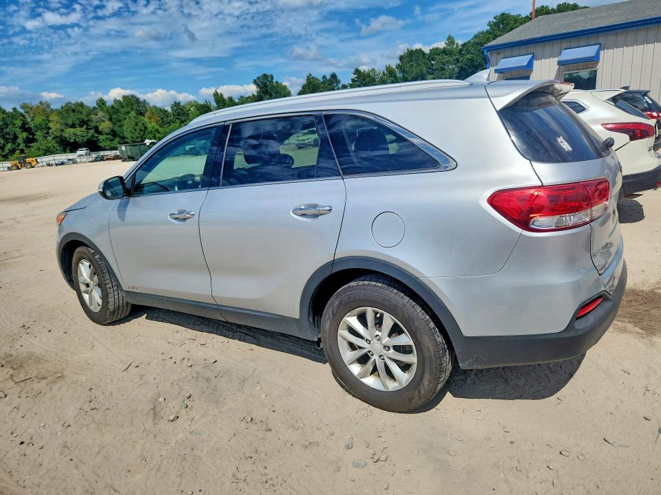 67694666 :رقم المزاد ، 5XYPGDA38HG267127 vin ، 2017 Kia Sorento مزاد بيع