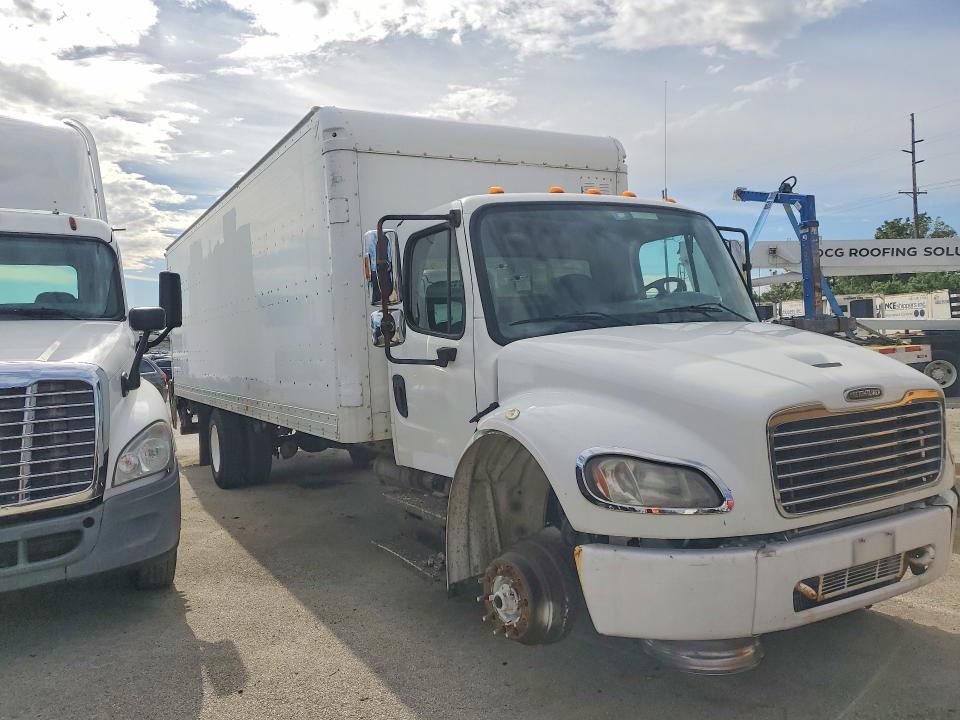 69712426 :رقم المزاد ، 3ALACWDTXHDJF8285 vin ، 2017 Freightliner M2 مزاد بيع