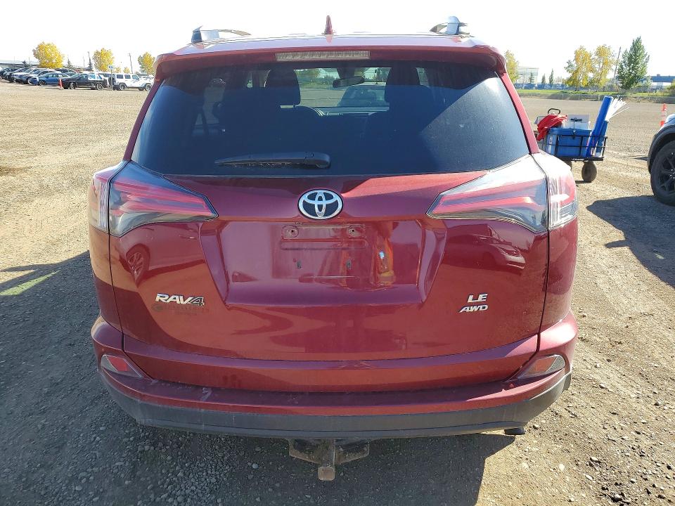 69632946 :رقم المزاد ، 2T3BFREV0JW785472 vin ، 2018 Toyota Rav4 مزاد بيع