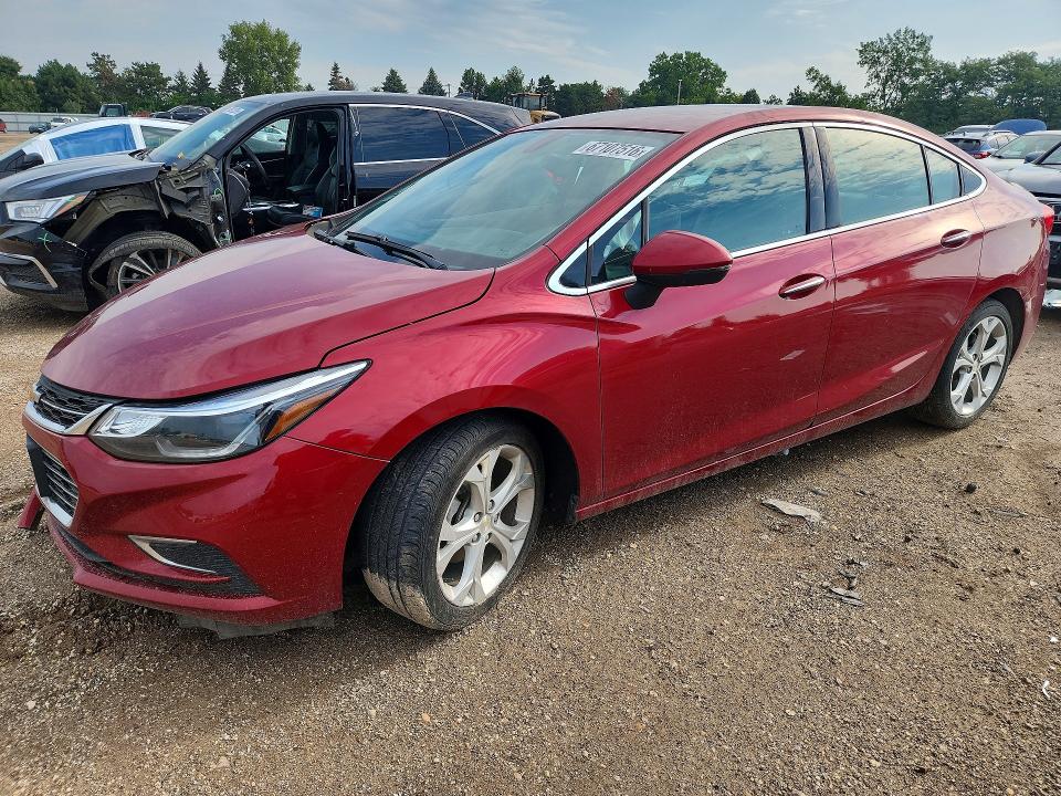 67107516 :رقم المزاد ، 1G1BF5SMXH7133087 vin ، 2017 Chevrolet Cruze مزاد بيع