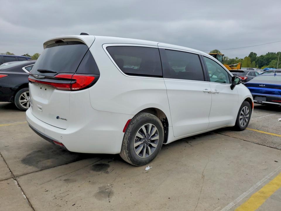 Aukcja sprzedaży 2025 Chrysler Pacifica, vin: 2C4RC1S74SR565696, numer aukcji: 69912566
