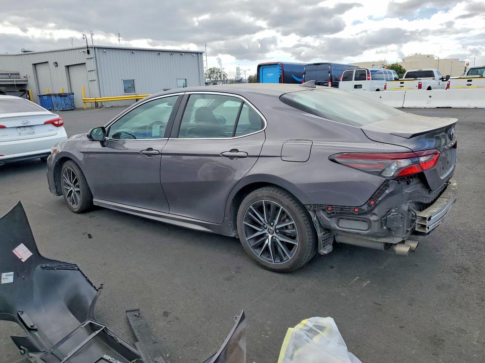 Продаж на аукціоні авто 2021 Toyota Camry, vin: 4T1S31AKXMU555487, номер лоту: 69565046