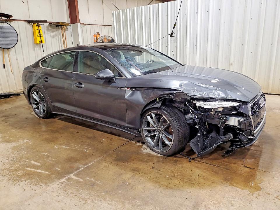 2024 Audi A5 მანქანა იყიდება აუქციონზე, vin: WAUFACF55RA114432, აუქციონის ნომერი: 69538966