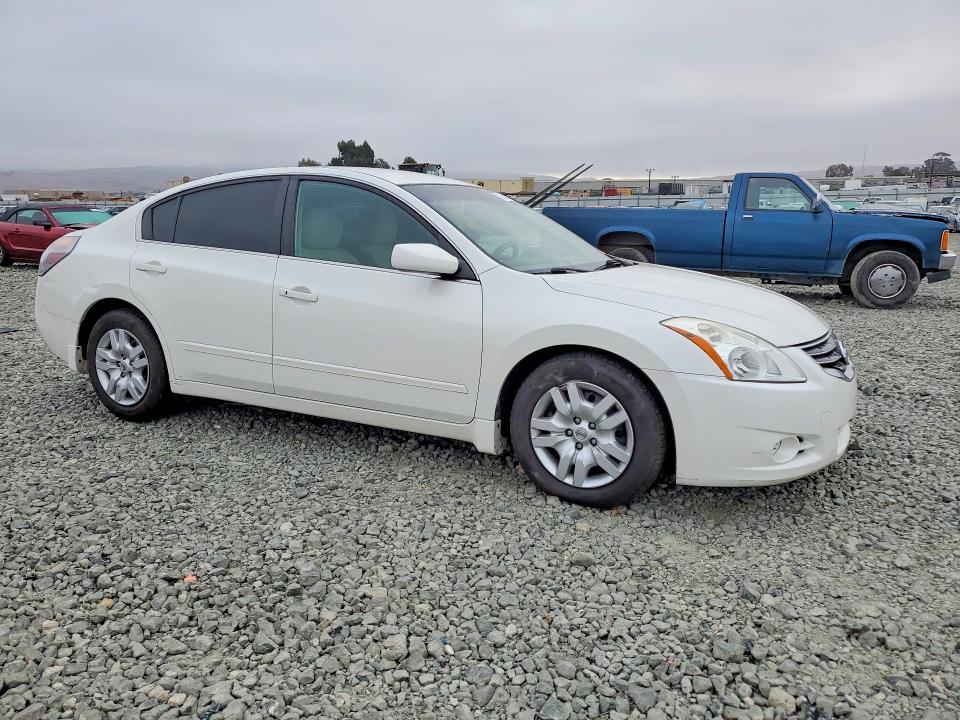 2010 Nissan Altima მანქანა იყიდება აუქციონზე, vin: 1N4AL2AP2AN556761, აუქციონის ნომერი: 70870136