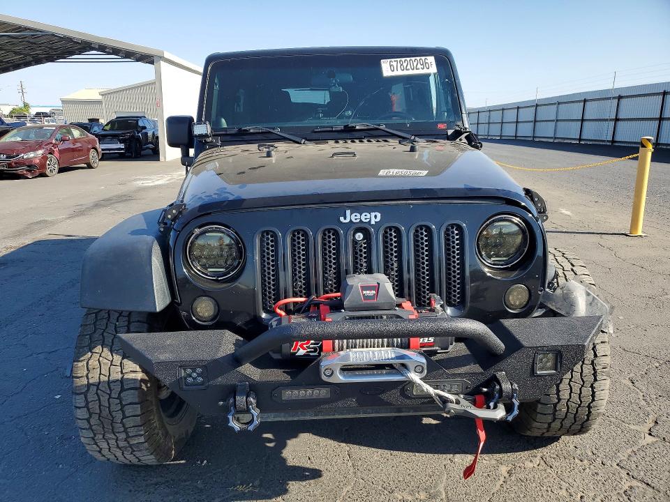 2013 Jeep Wrangler Unlimited მანქანა იყიდება აუქციონზე, vin: 1C4BJWDG5DL702819, აუქციონის ნომერი: 67820296
