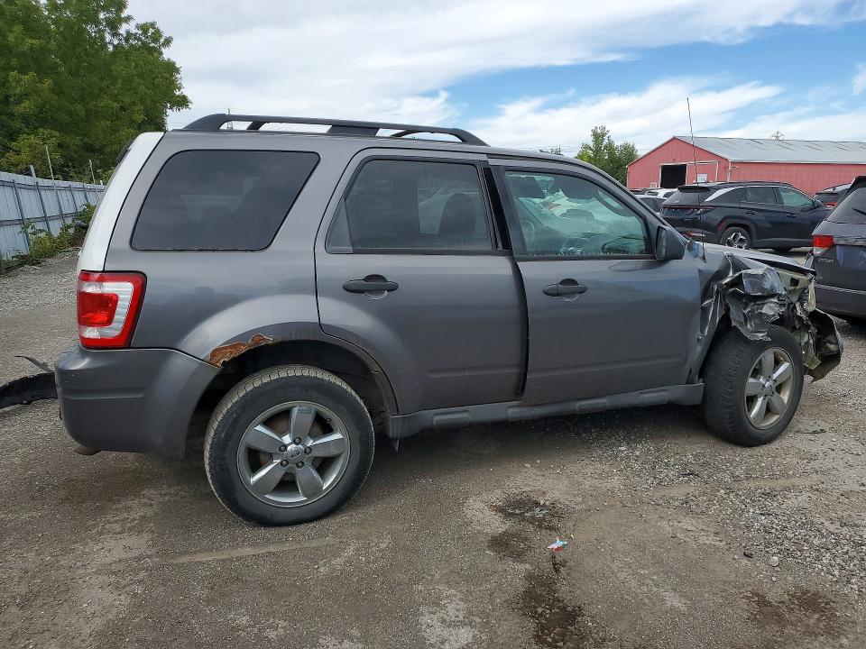 2009 Ford Escape მანქანა იყიდება აუქციონზე, vin: 1FMCU03GX9KA41016, აუქციონის ნომერი: 70068106