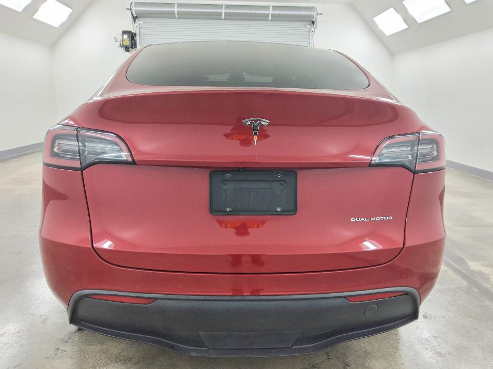 70830906 :رقم المزاد ، 7SAYGDEE4NF481263 vin ، 2022 Tesla Model Y مزاد بيع