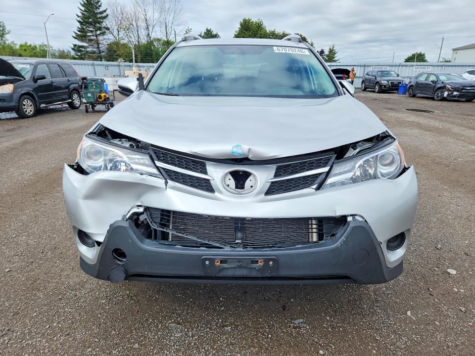 67070246 :رقم المزاد ، 2T3BFREV9FW368844 vin ، 2015 Toyota Rav4 مزاد بيع