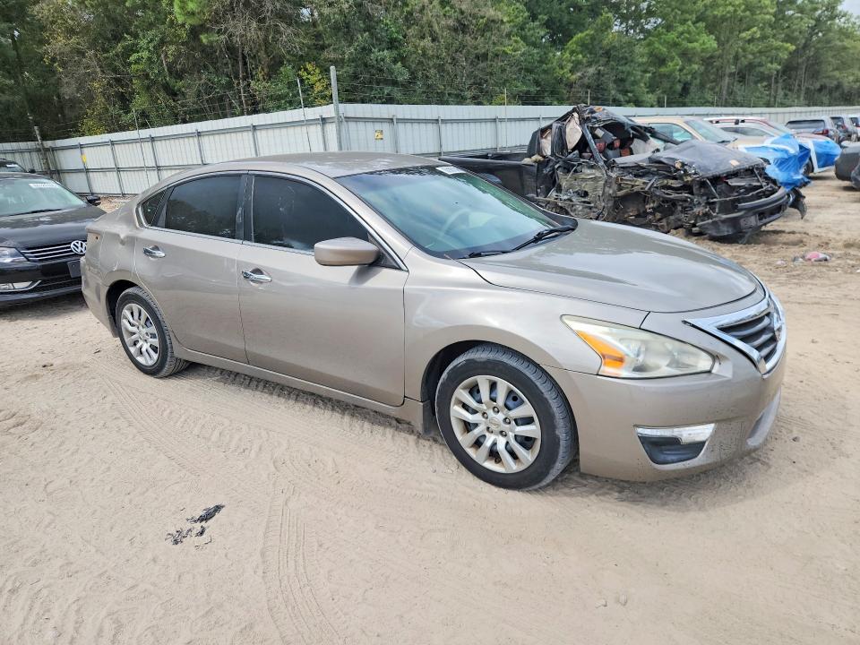 2015 Nissan Altima მანქანა იყიდება აუქციონზე, vin: 1N4AL3AP1FC292621, აუქციონის ნომერი: 67867846