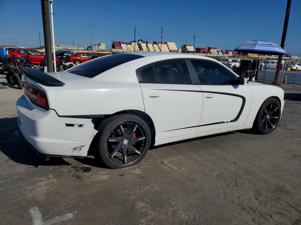 68681206 :رقم المزاد ، 2C3CDXBG6DH622709 vin ، 2013 Dodge Charger مزاد بيع