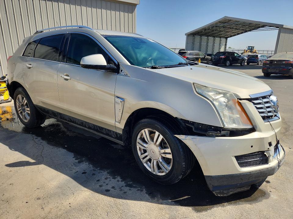 69657336 :رقم المزاد ، 3GYFNBE34FS584635 vin ، 2015 Cadillac Srx مزاد بيع
