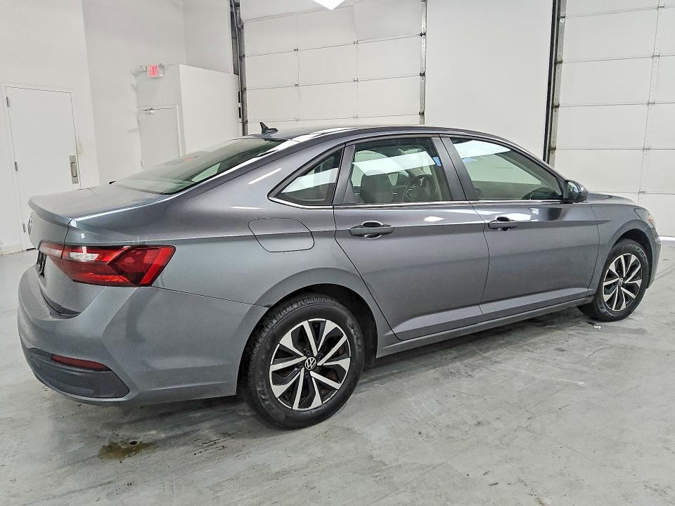 Продажа на аукционе авто 2024 Volkswagen Jetta, vin: 3VW5M7BU8RM047822, номер лота: 70426136